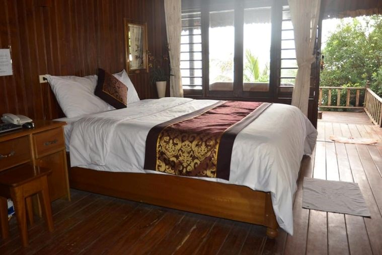 Monkey Island Resort